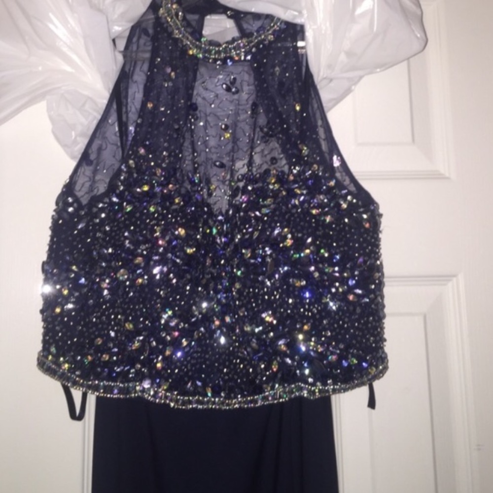 Prom Dress - Picture 2 of 4